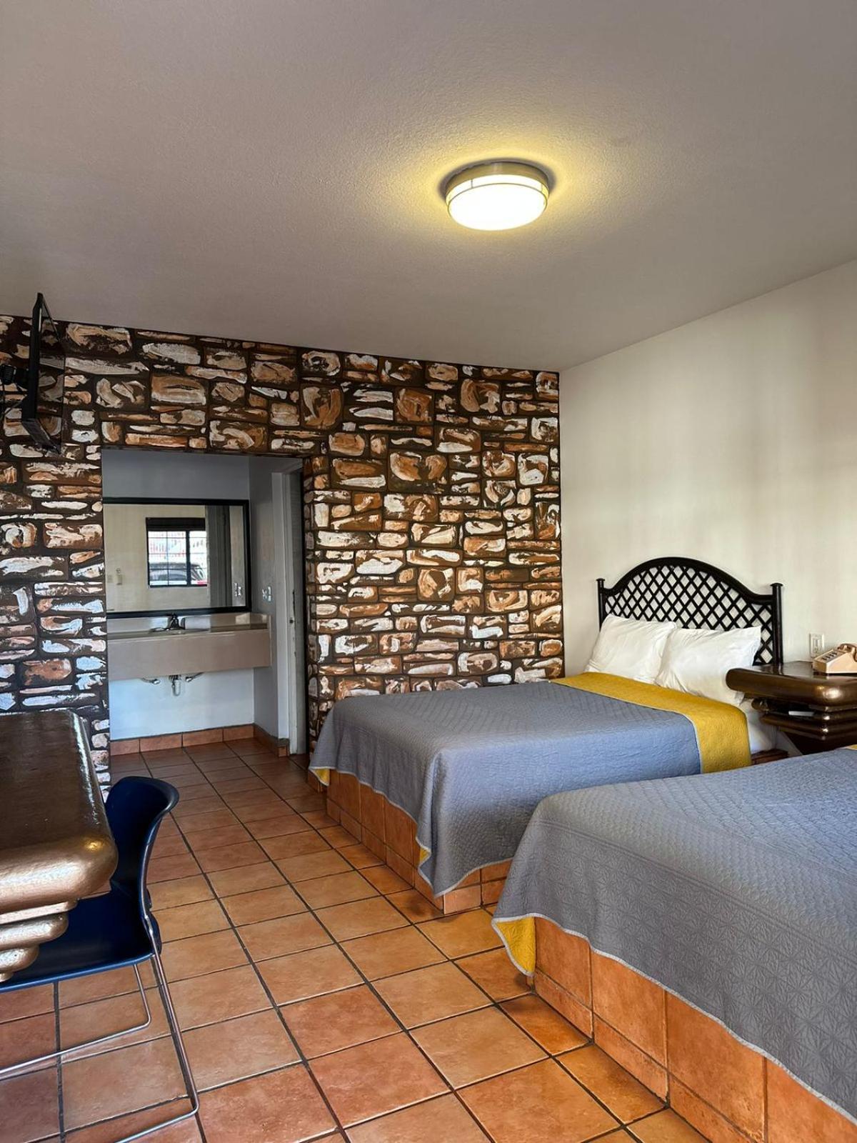 Hotel Colonial De Nogales Nogales  Buitenkant foto